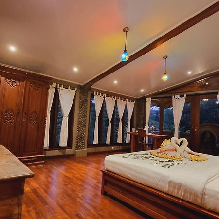 Avalon Ubud Castle & Spa Exteriör bild