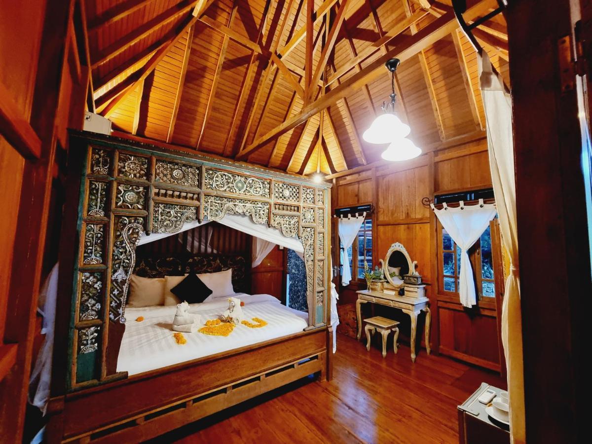 Avalon Ubud Castle & Spa Exteriör bild