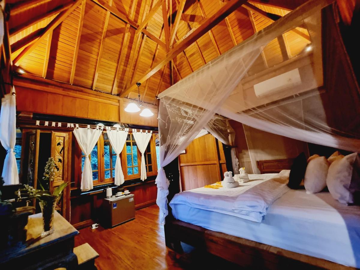 Avalon Ubud Castle & Spa Exteriör bild
