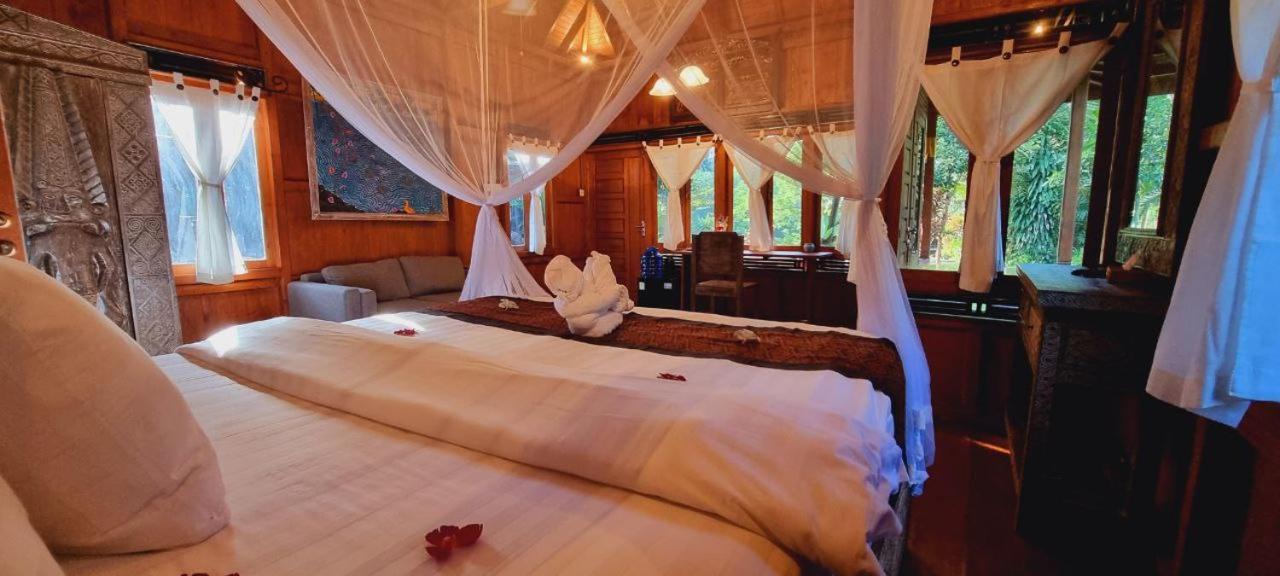 Avalon Ubud Castle & Spa Exteriör bild