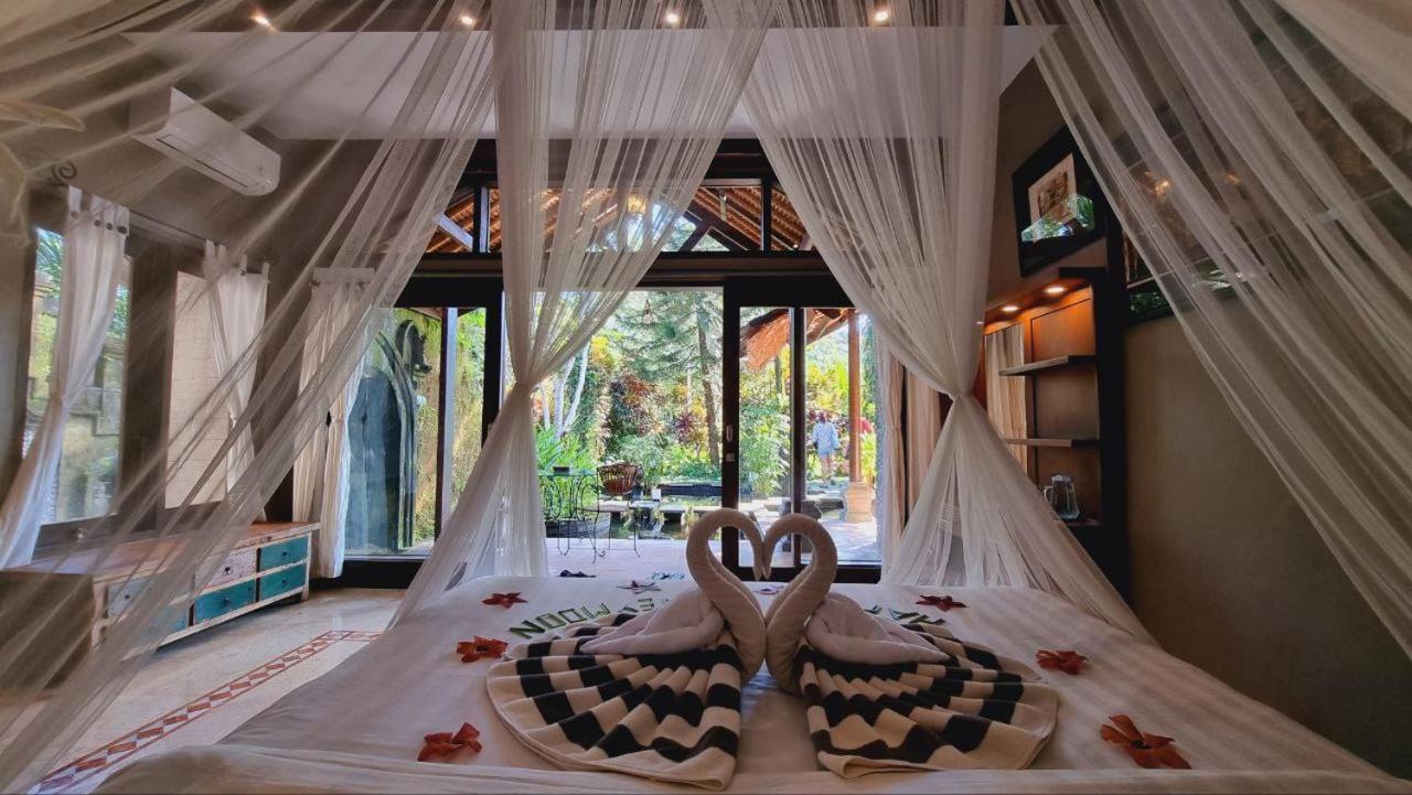 Avalon Ubud Castle & Spa Exteriör bild