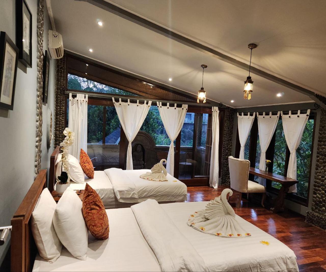 Avalon Ubud Castle & Spa Exteriör bild