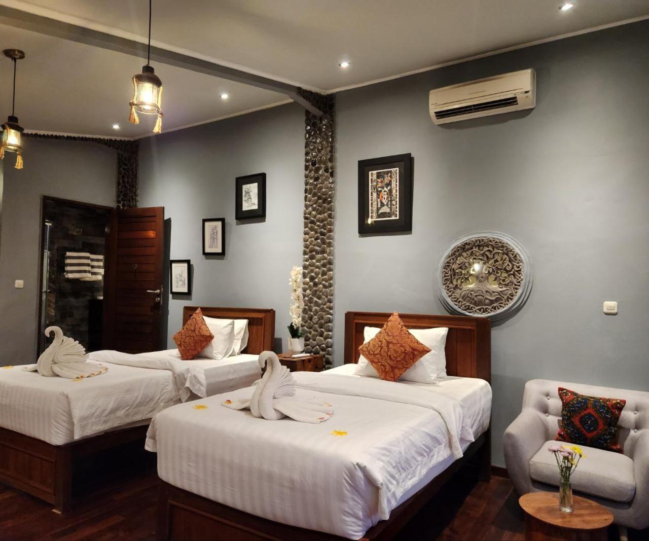 Avalon Ubud Castle & Spa Exteriör bild